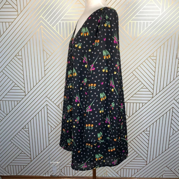 ASOS Glamorous Petite Black Floral‎ Button Dress - Picture 6 of 8